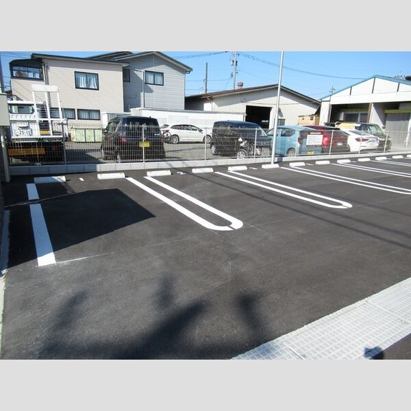 駐車場 (駐車場)