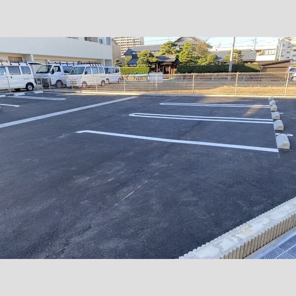 駐車場 (駐車場)