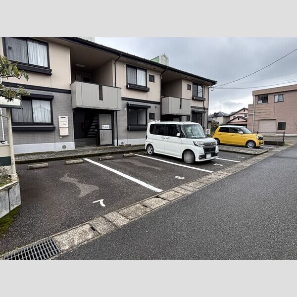 駐車場 (駐車場)