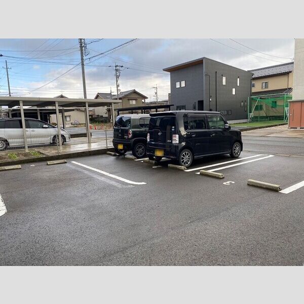 駐車場 (駐車場)