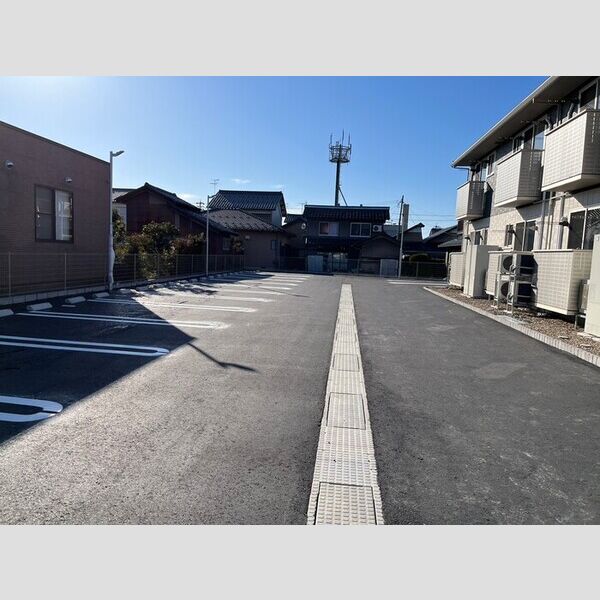 駐車場 (駐車場)