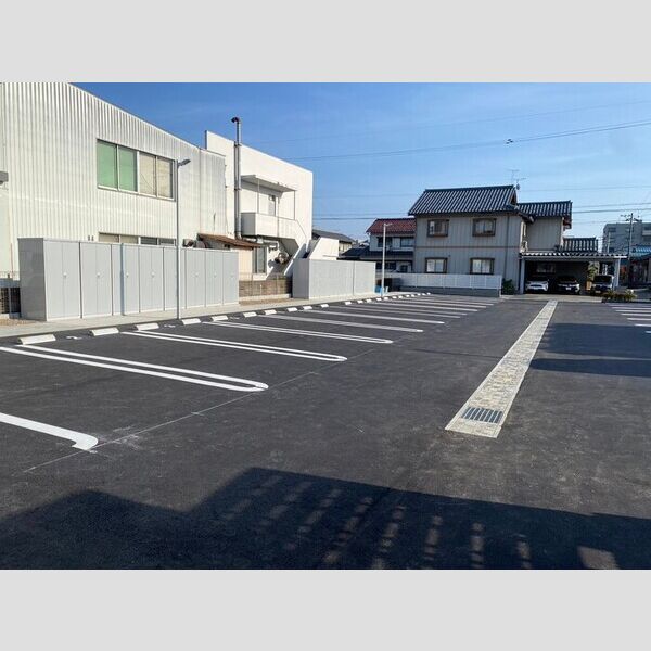 駐車場 (駐車場)