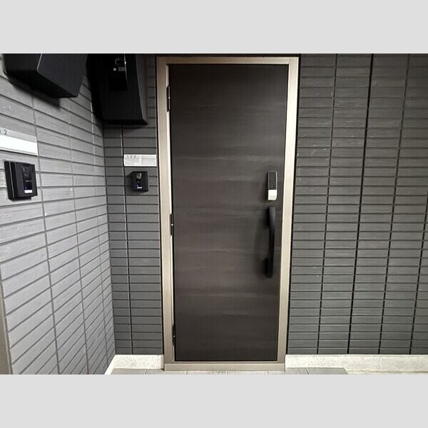 エントランス (玄関ドア)