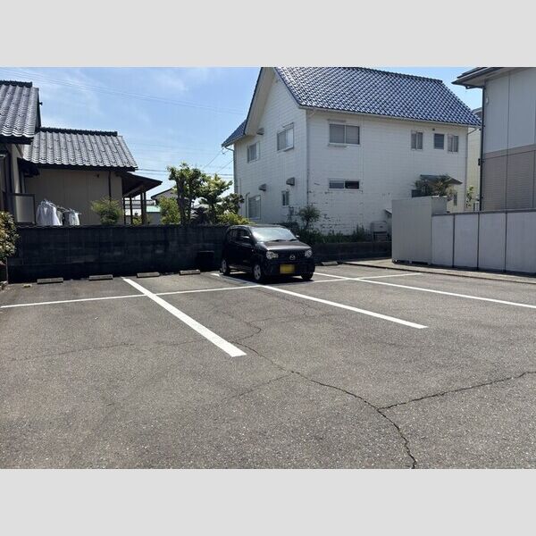 駐車場 (駐車場)
