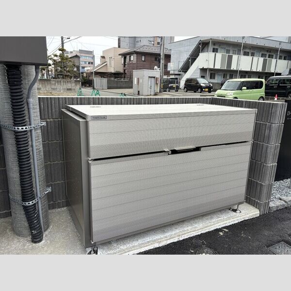 現地周辺 (ゴミステーション)