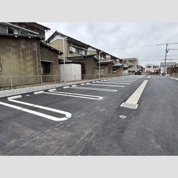 駐車場 (駐車場)