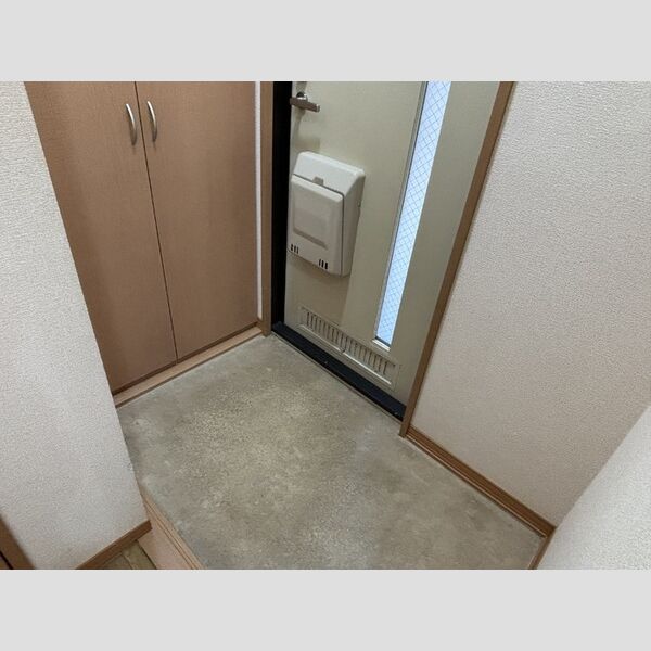 玄関 (玄関)