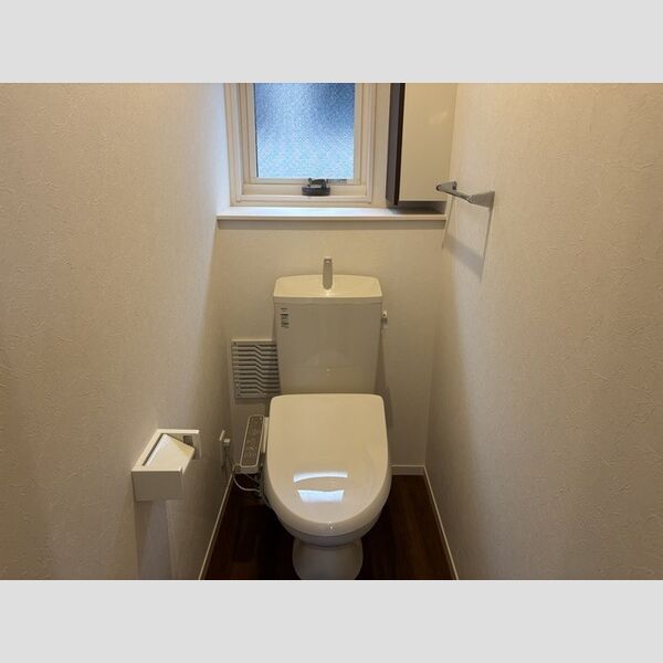 トイレ (2階トイレ)