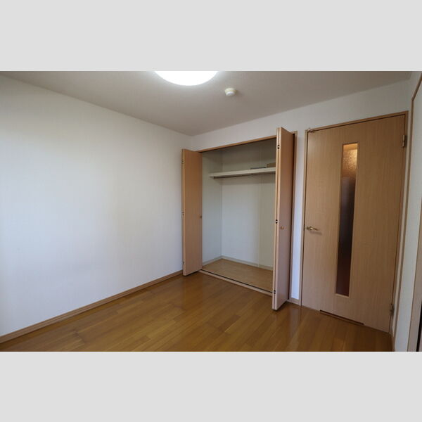 その他 (洋室5帖)