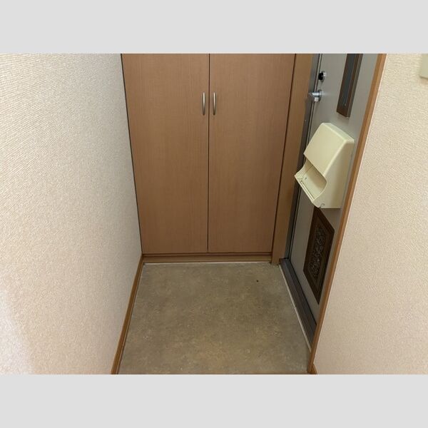 玄関 (玄関)