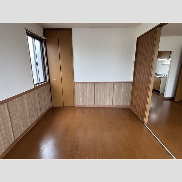 その他 (洋室)