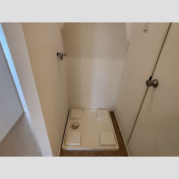 その他 (洗濯機置き場)