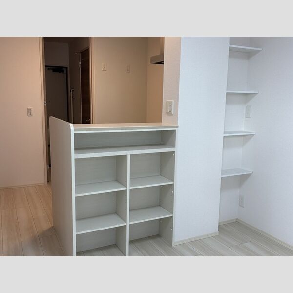 その他 (対面カウンター収納)