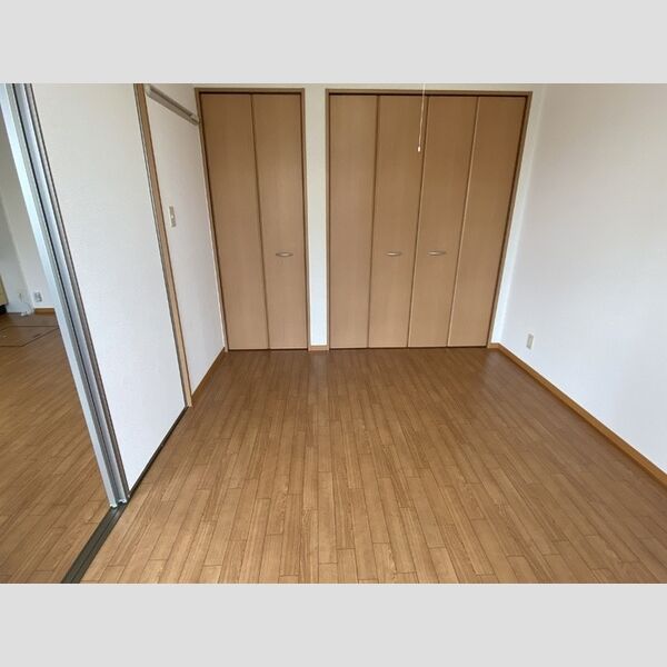 その他 (洋室)