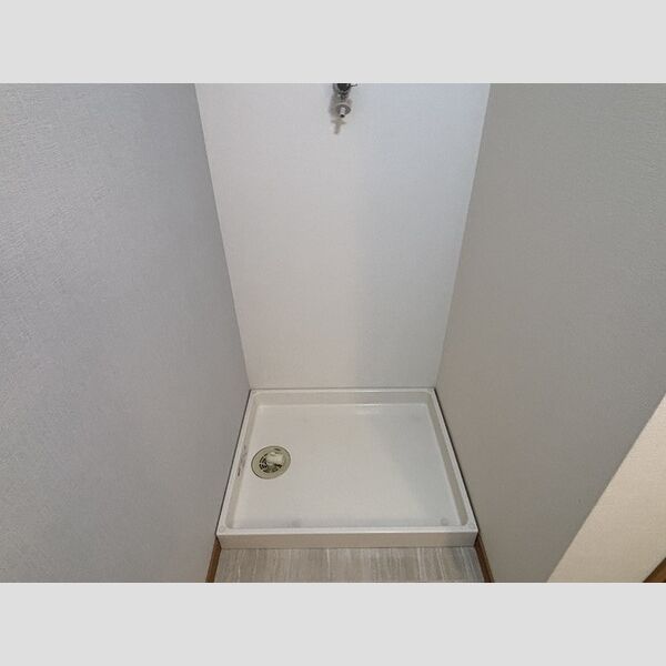 その他 (洗濯機置き場)