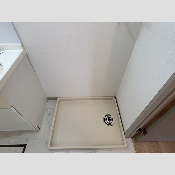 その他 (洗濯機置き場)