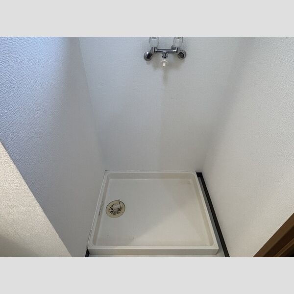 その他 (洗濯機置き場)