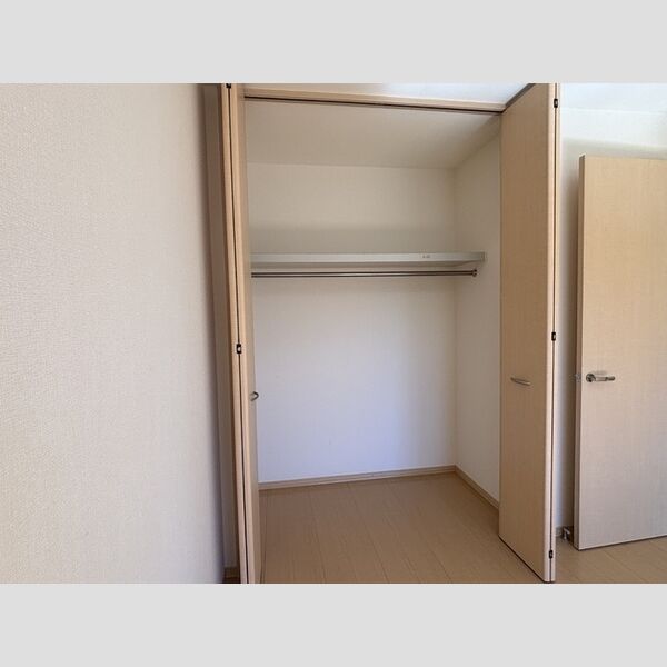 収納 (クローゼット)