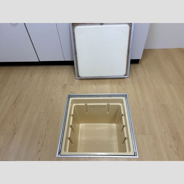 その他 (床下収納)