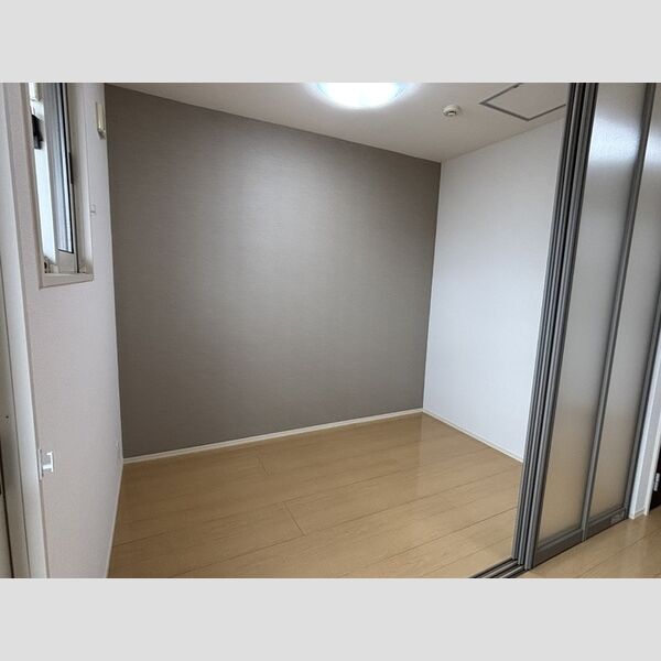 その他 (洋室)