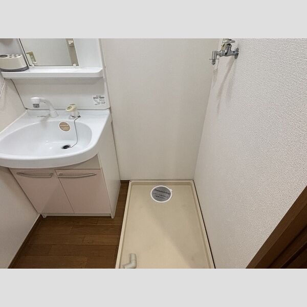 その他 (洗濯機置き場)