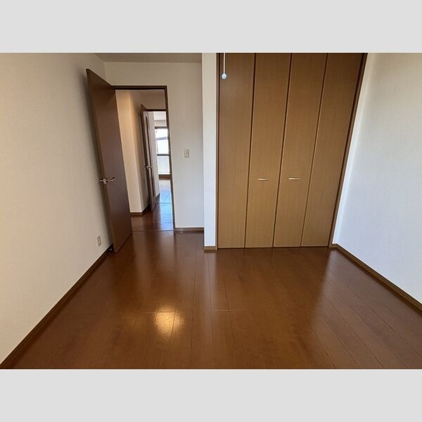 その他 (洋室)