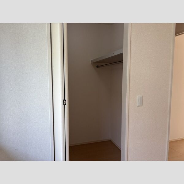 収納 (クローゼット)