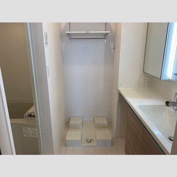 その他 (洗濯置き場)