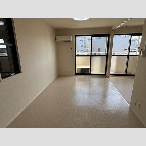 居室・リビング (リビング)