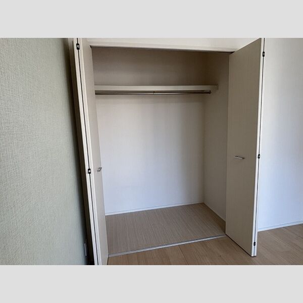 収納 (クローゼット)