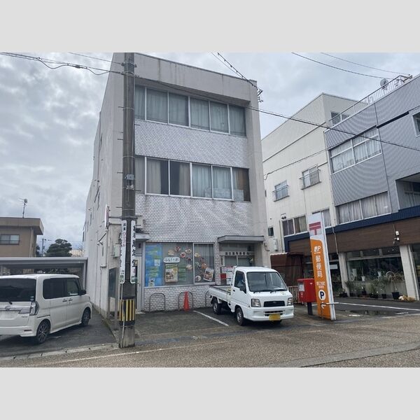 居室・リビング (鯖江旭町郵便局)