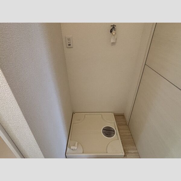その他 (洗濯機置き場)
