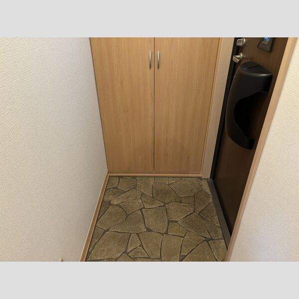 玄関 (玄関)
