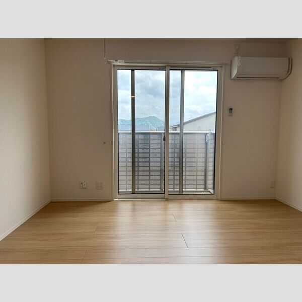 居室・リビング (リビング)