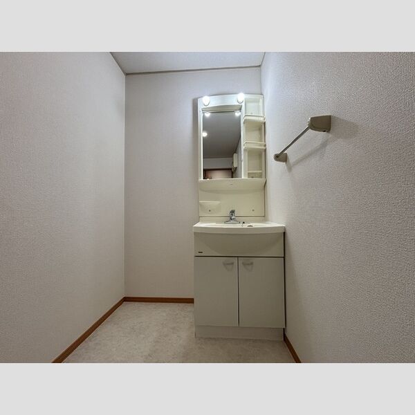 洗面所 (洗面化粧台)