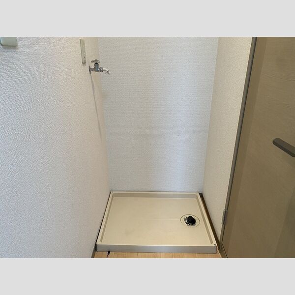 その他 (洗濯機置き場)