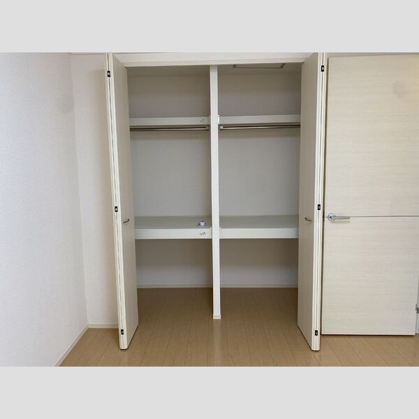 収納 (クローゼット)