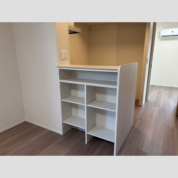 その他 (対面カウンター収納)