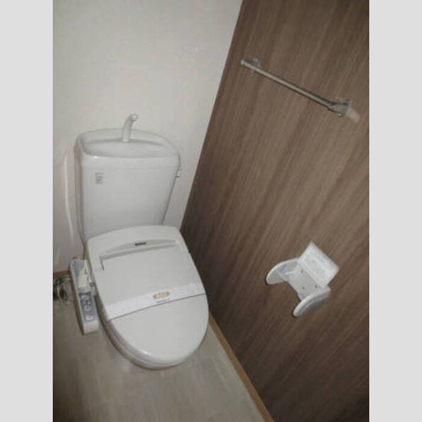 トイレ ((101)トイレ(温水洗浄便座))