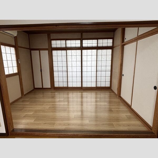 その他 (洋室)