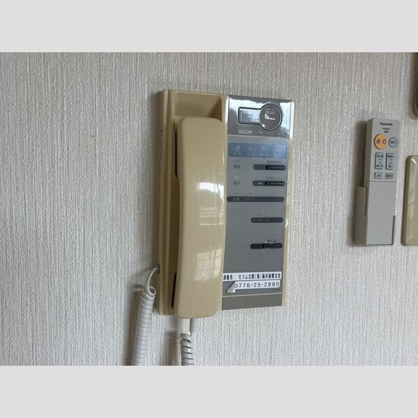 その他設備 (インターホン)