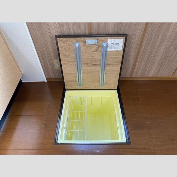 その他 (床下収納)