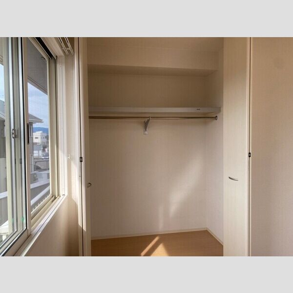収納 (クローゼット)