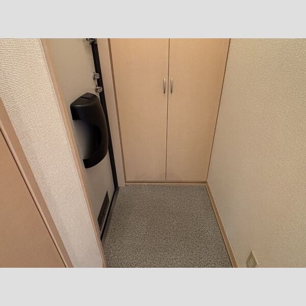 玄関 (玄関)