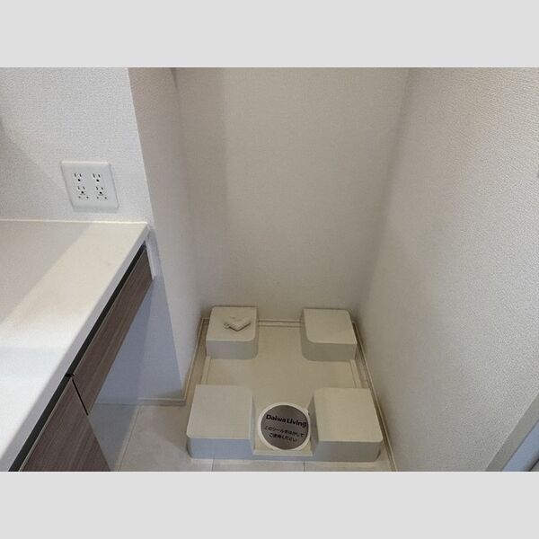 その他 (洗濯機置き場)