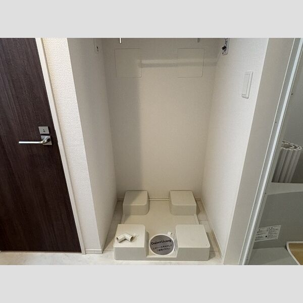 その他 (洗濯機置き場)