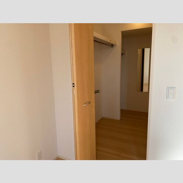 収納 (ウォークインクローゼット)