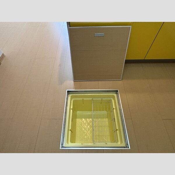 その他 (床下収納)