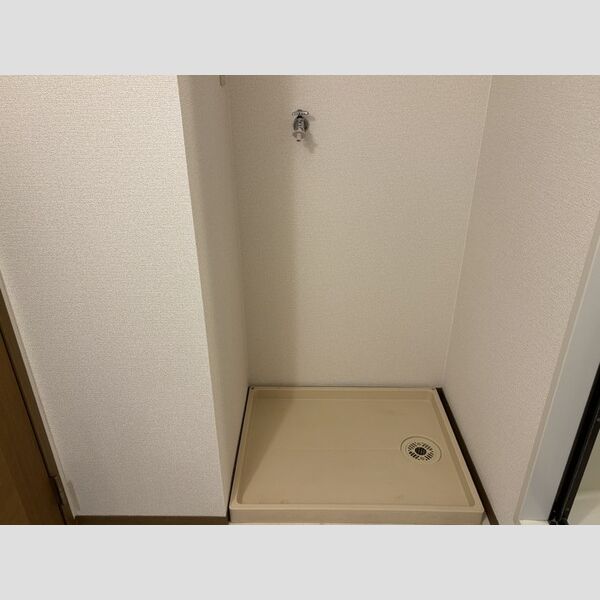 その他 (洗濯機置き場)