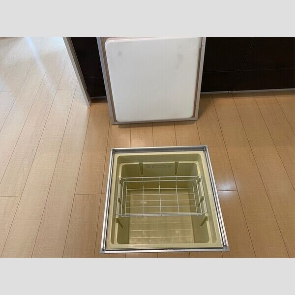 その他 (床下収納)